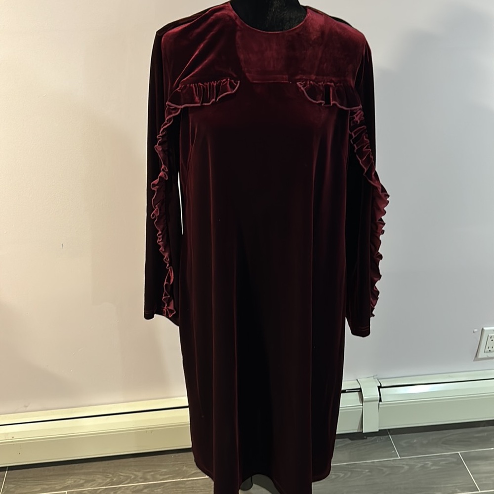 BRAND NEW Velvet Burgundy, dress size XXL/14 - Picture 2 of 4